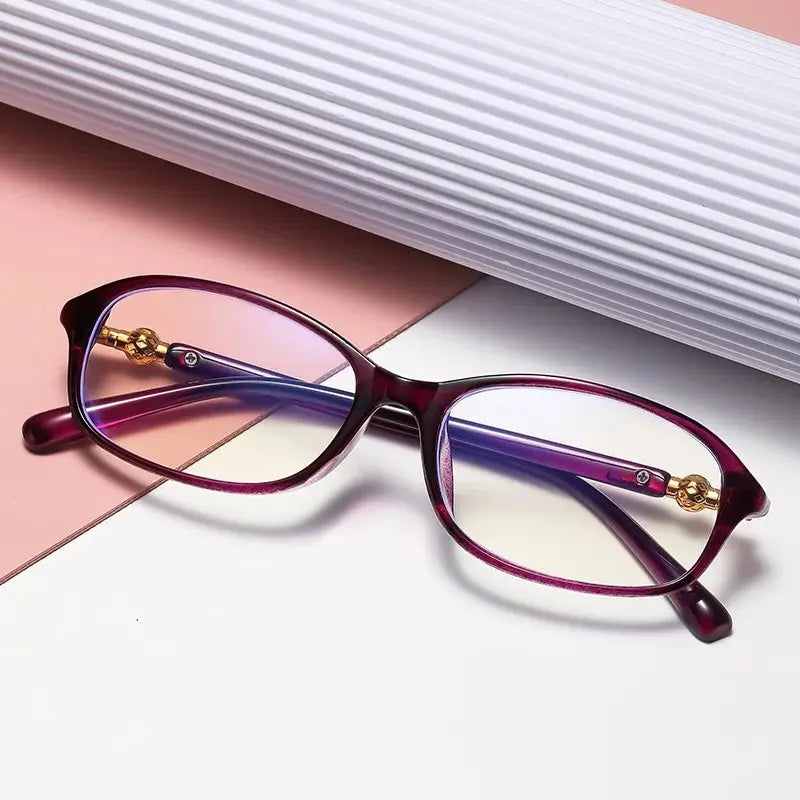 StylishVision Pro – Reading Glasses with Blue Light Protection