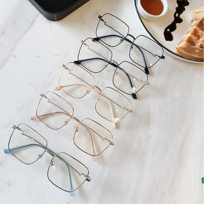 Photochromic Square Metal Frame Glasses – Modern & Lightweight